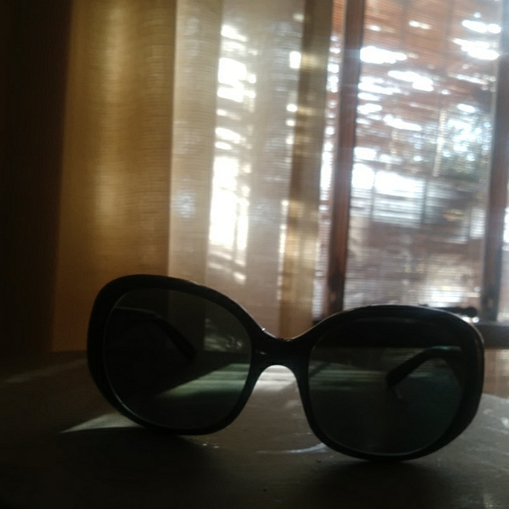 PRADA Sunglasses - Picture 2 of 4